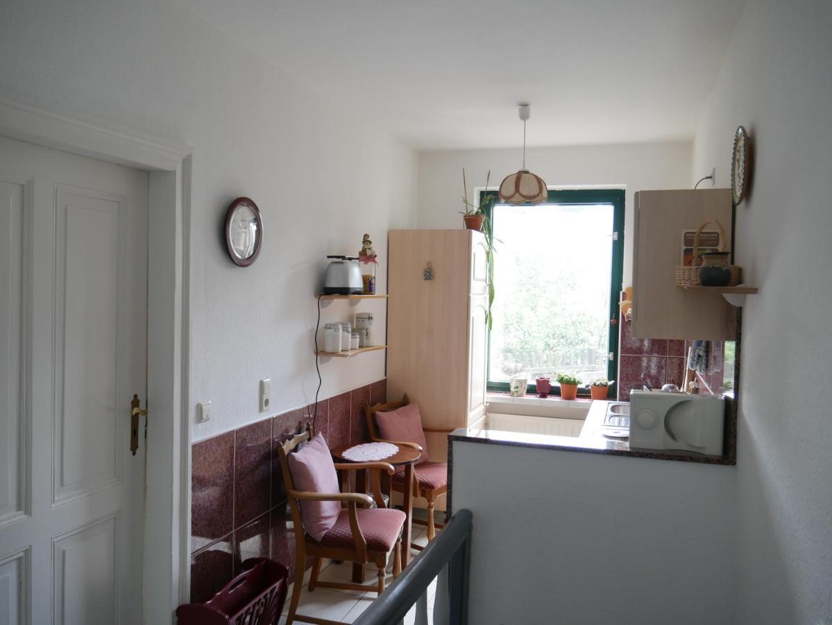 Ferienzimmer Weltenbummler,ラインスベルク エクステリア 写真